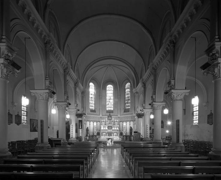 Vue générale intérieure, vers le choeur.