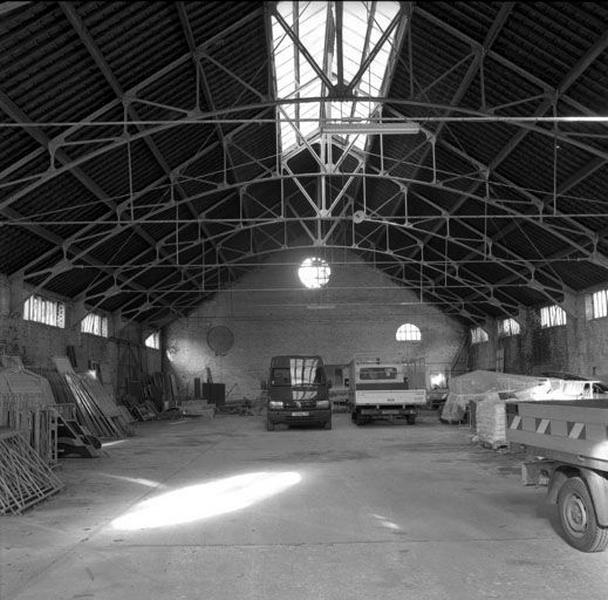 Intérieur : vue générale vers le nord-ouest.