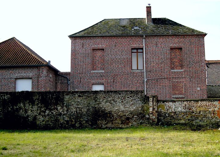 Maison de la directrice, vue latérale depuis le nord-est.