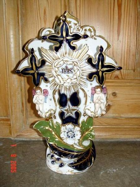 Vase d'autel dit vase cornet