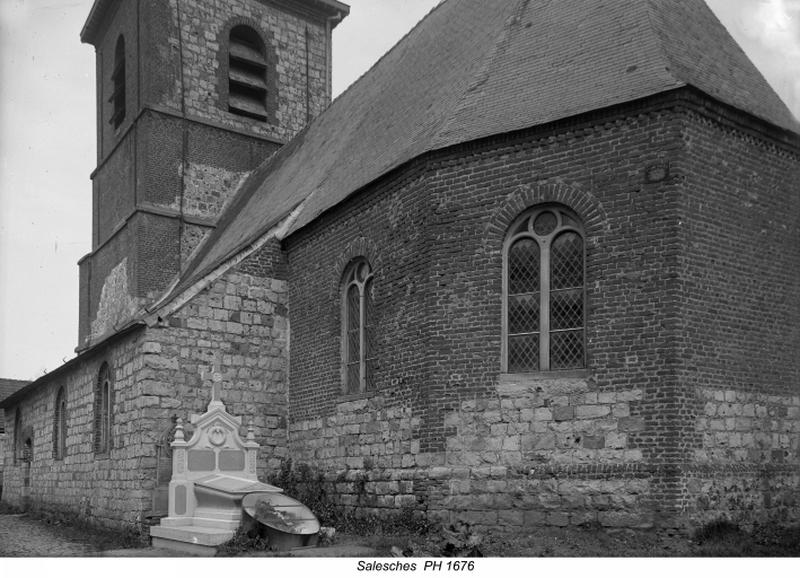 Vue du chevet de l'église paroissiale Saint-Quinibert, entre 1894 et 1914.