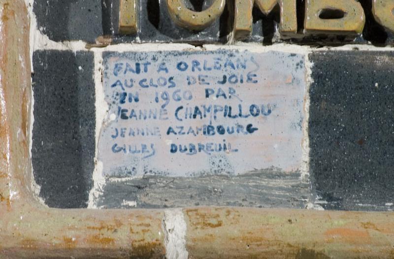 Date et signatures sur la XIVème station : FAIT A ORLEANS AU CLOS DE JOIE EN 1960 PAR JEANNE CHAMPILLOU JEANNE AZAMBOURG GILLES DUBREUIL.