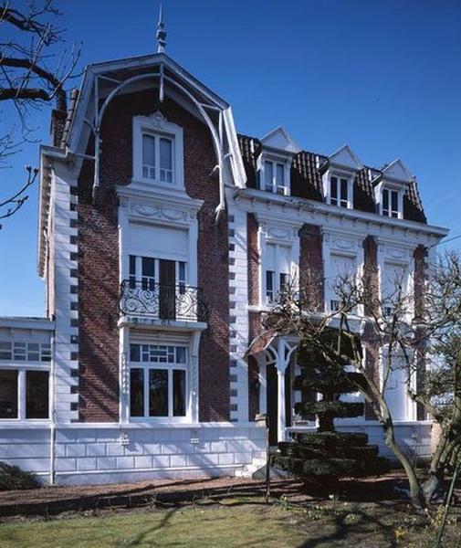 Maison bourgeoise située 163, rue Delannoy, vue générale.