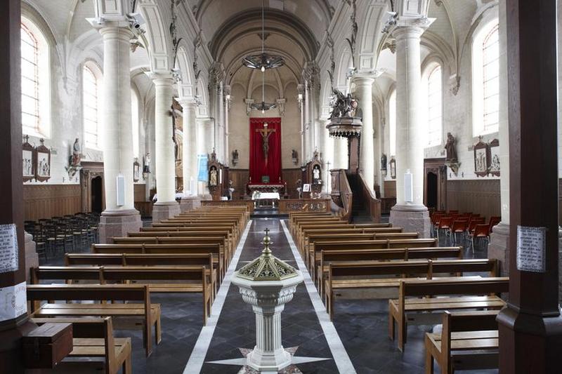 Vue générale intérieure, vers le choeur.