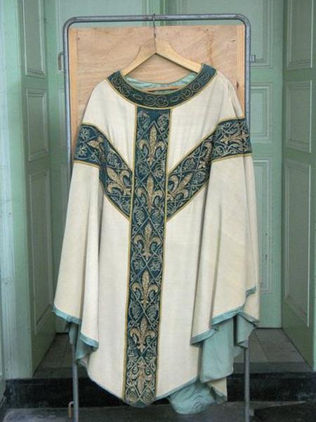 Vue générale, chasuble verte