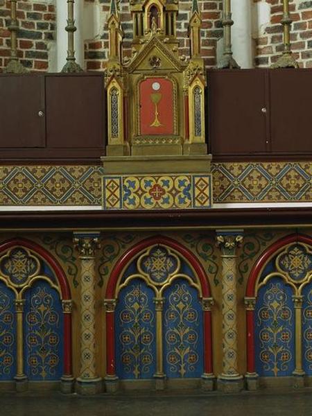 Partie centrale de l'autel, et tabernacle