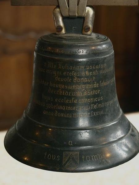 Vue de détail de la cloche