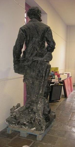Statue d'Alphonse de Neuville