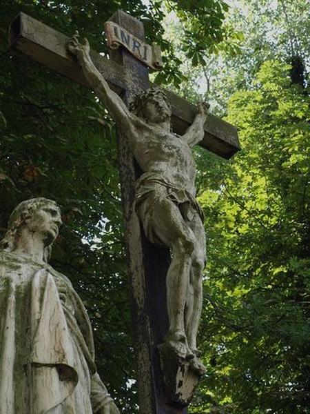 Calvaire extérieur, oratoire de chemin