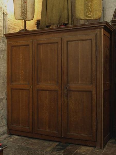 Armoire en chêne