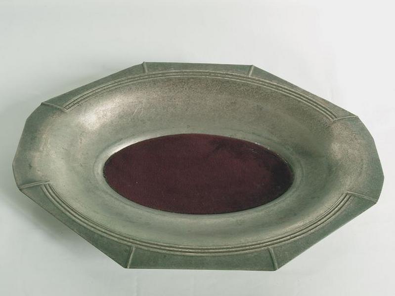 Plats de quête en cuivre jaune argenté