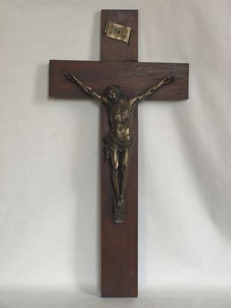 Crucifix en bois et bronze