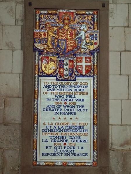 Plaque commémorative en l'honneur des morts britanniques de la Première Guerre mondiale