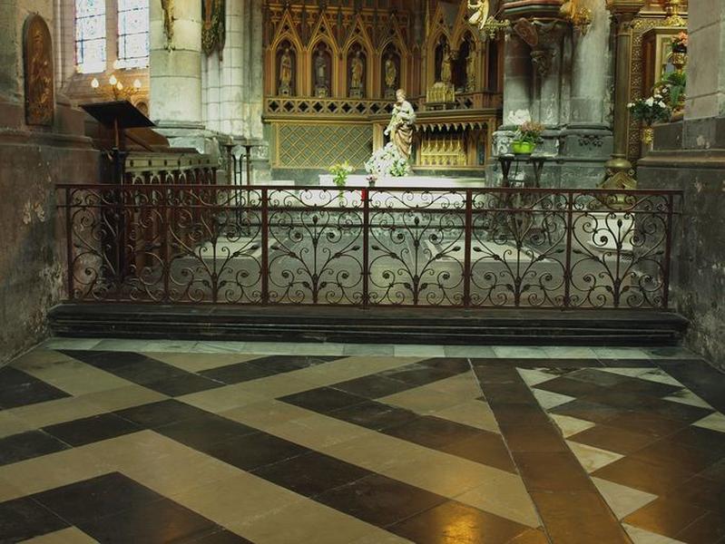 Clôture de la chapelle Saint-Joseph (table de communion)