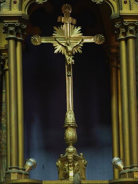 Croix d'autel de la chapelle Notre-Dame-des-Miracles