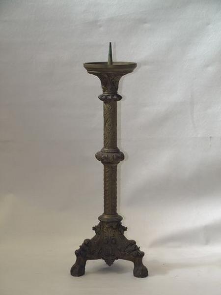 Vue générale, chandelier tripode