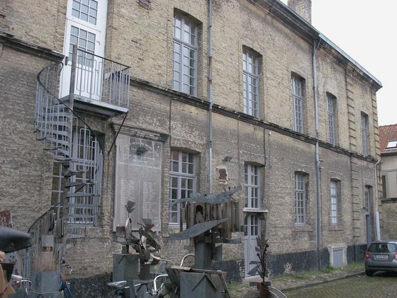 Façade sur cour