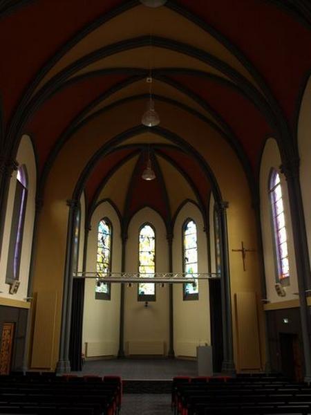 Chapelle, intérieur : vue générale vers le choeur