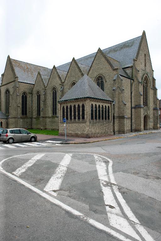 Vue générale du bas-côté nord de l'église.