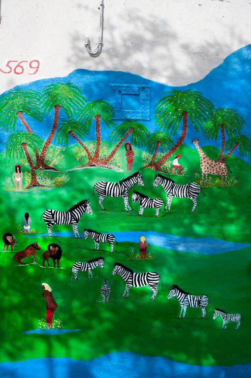 Façade antérieure, détail.