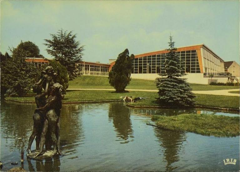 La piscine de Valenciennes, carte postale, vers 1970 (coll. part.).