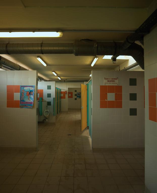 Douches et sanitaires. 