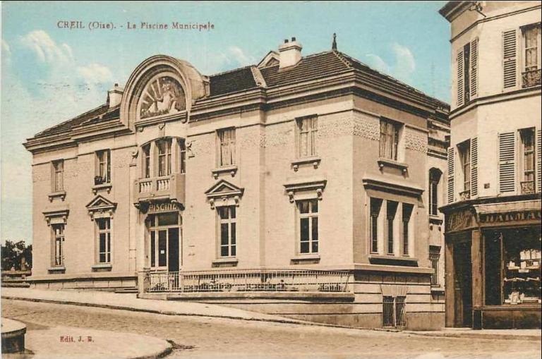 Façade de la piscine de Creil en 1926, carte postale, vers 1930 (coll. part.). 