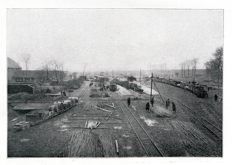 Parc à matériaux de Fontaine-lez-Croisilles (62). Fers à béton. in: Deutsche Frontbauarbeit im Kriege, p.128