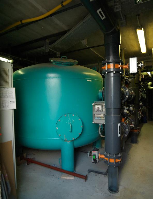 Local technique : cuve de filtration.