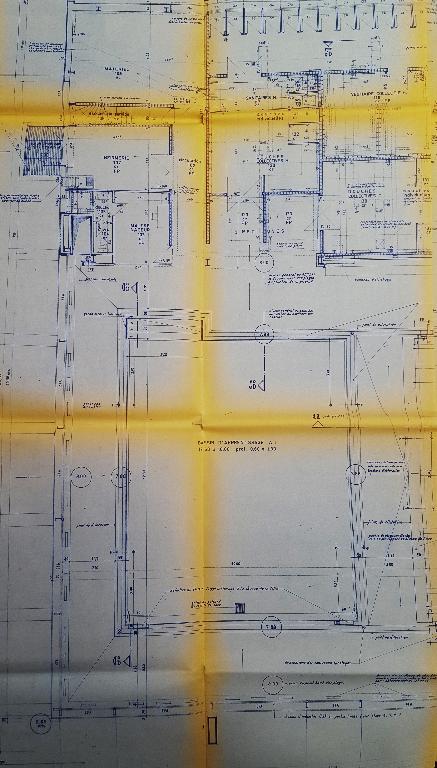 Plan du rez-de-chaussée bas : détail des sanitaires, douches, local du moniteur, infirmerie et bassin d'apprentissage, Maurice Ego architecte, 1968 (AC Saint-Omer ; 3W40).