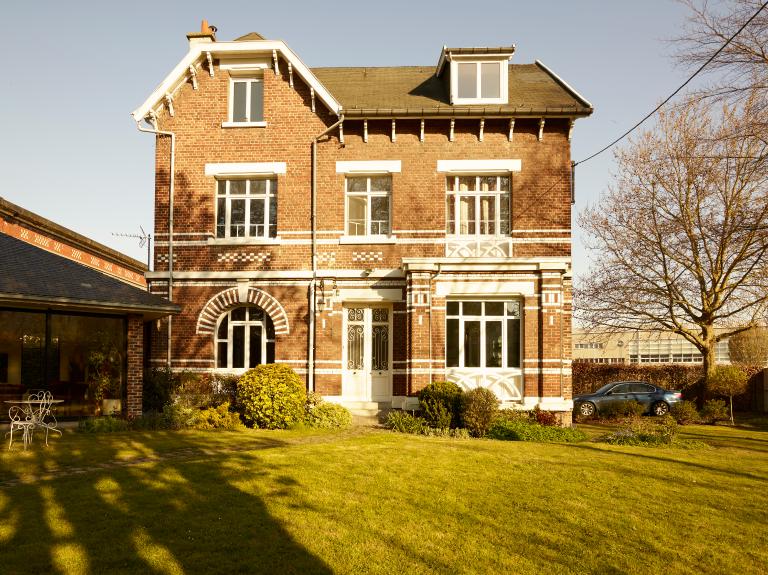 Logement patronal, élévation sud.