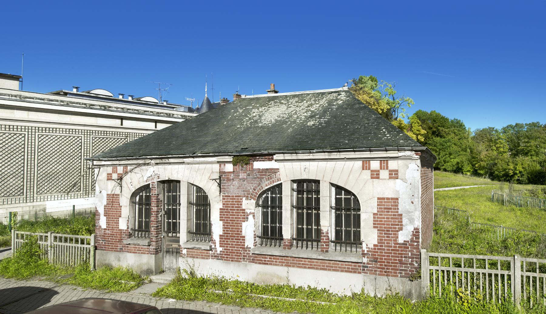 Dépendance de la gare.