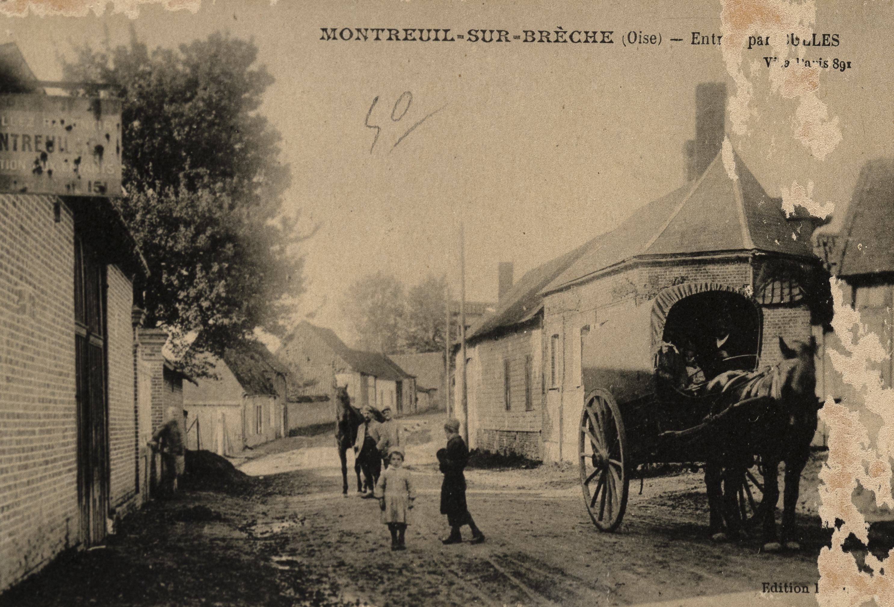Montreuil-sur-Brêche (Oise). "Entrée par Bulles", carte postale, éd. non lisible, [premier quart du XXe siècle] (coll. part.). 