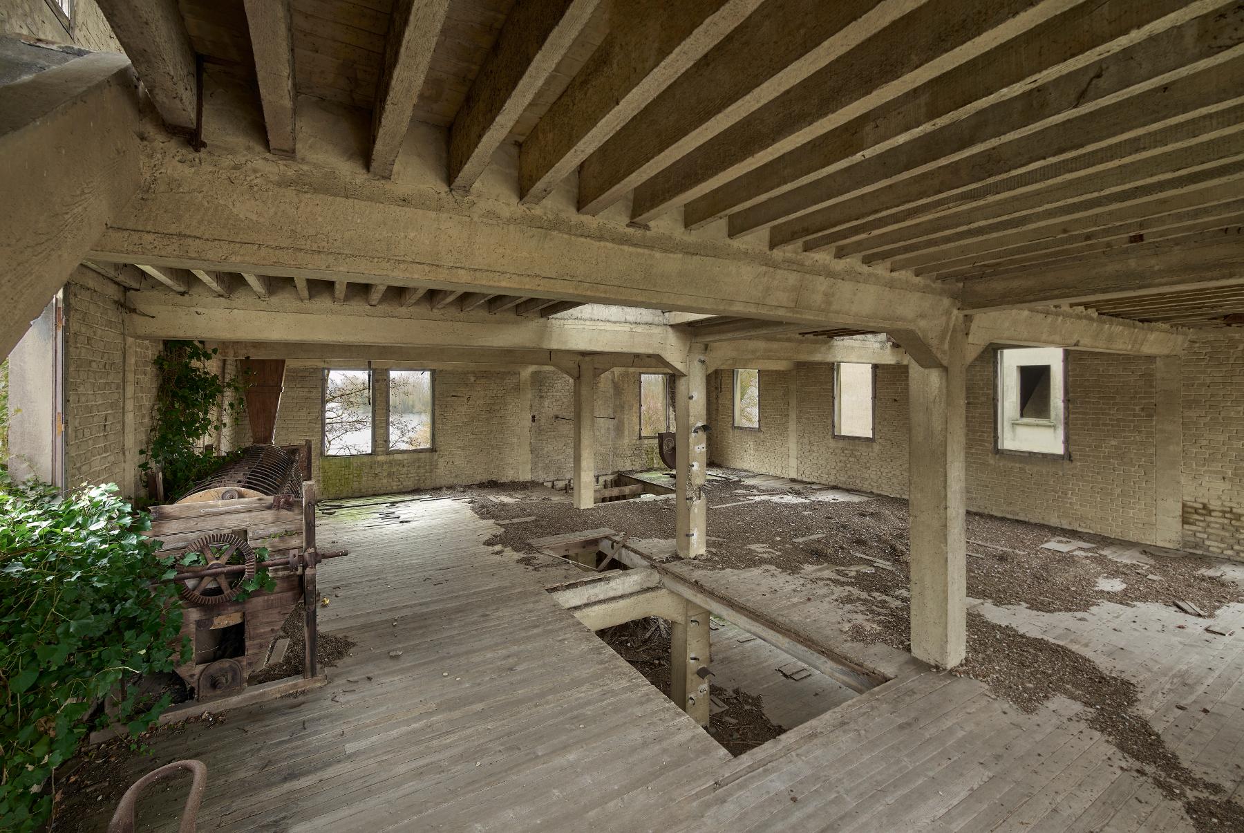 Intérieur du deuxième étage de la minoterie.