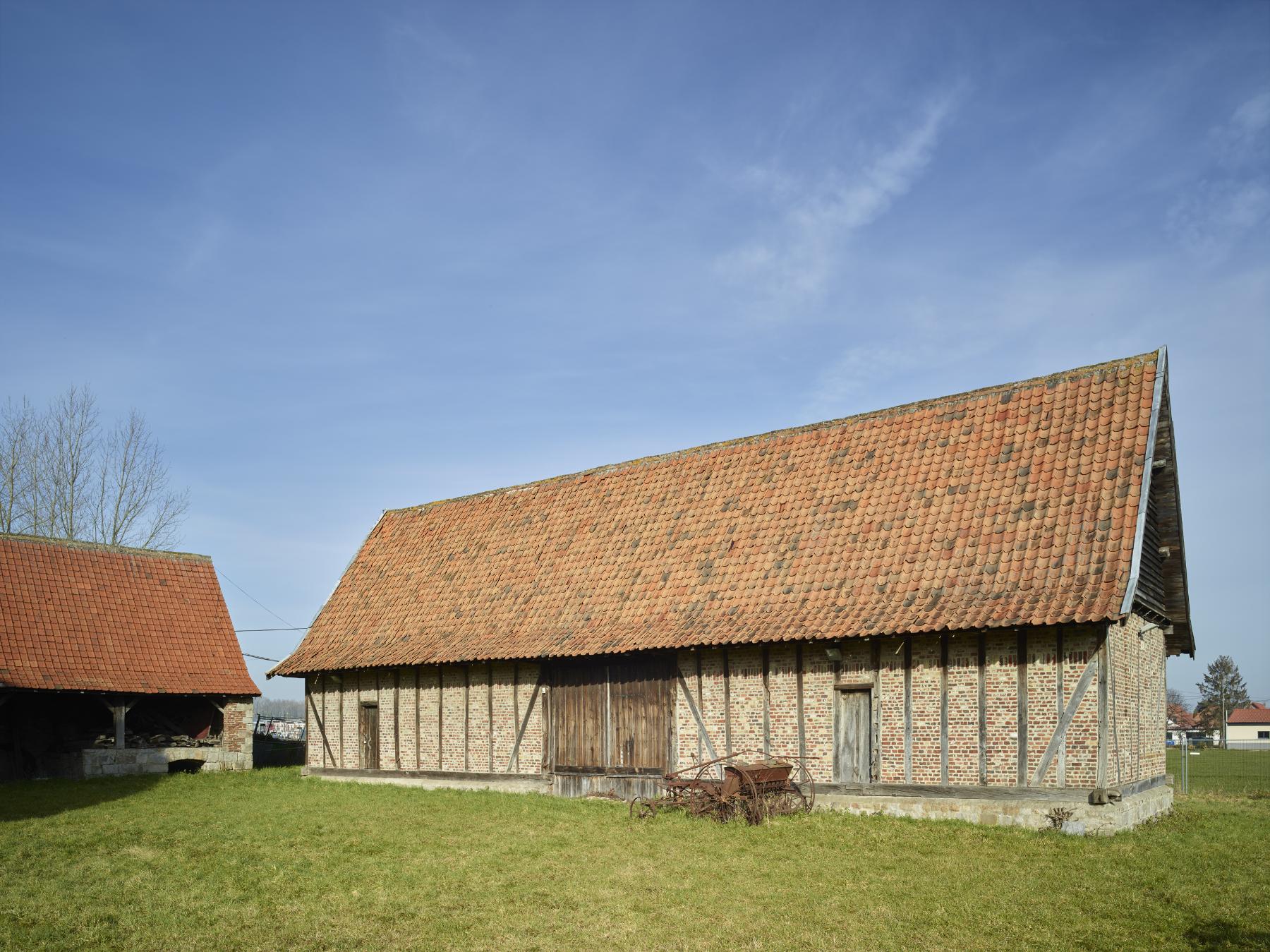 Grange nord. Vue prise depuis la cour intérieure.