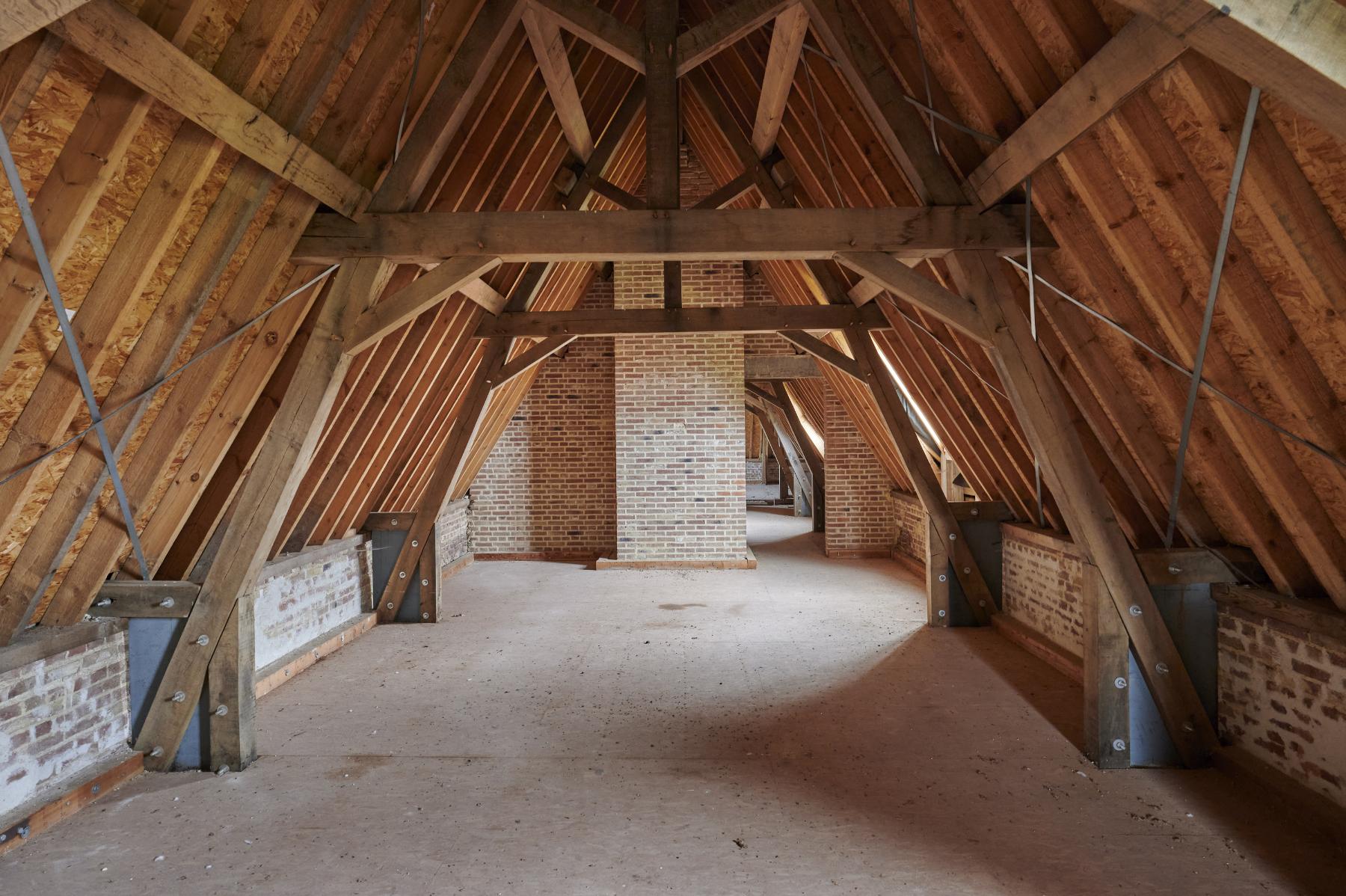 Combles. Logis du XVIIe siècle.