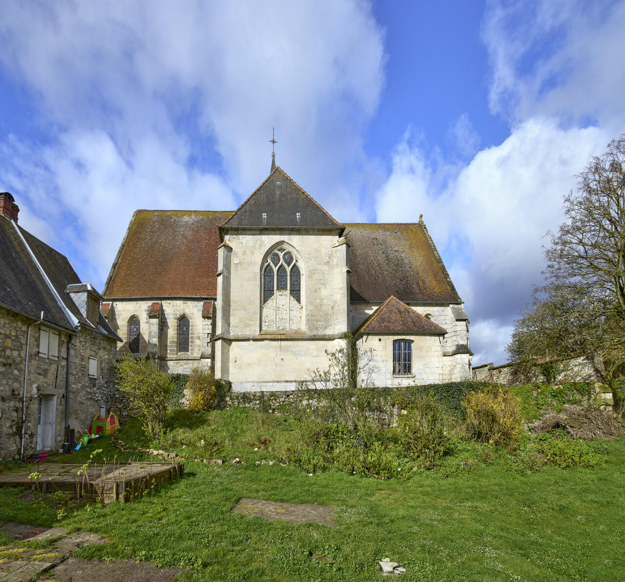 Vue depuis l'est.