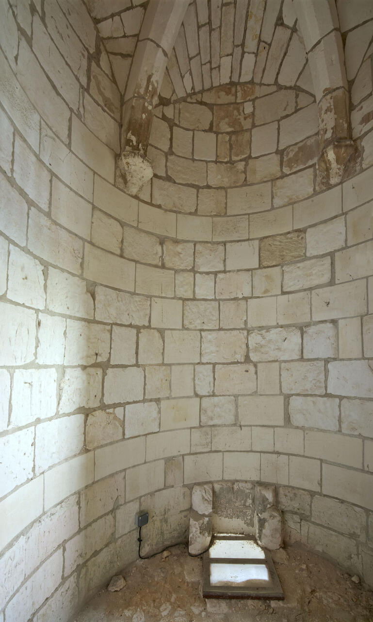 Vue intérieure du cachot attenant à la salle des gardes.