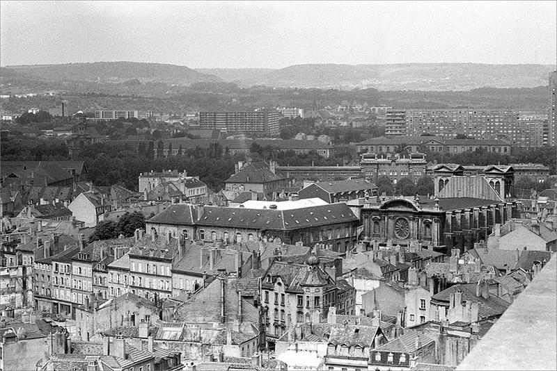 Vue aérienne du quartier du Pontiffroy, vers 1970.