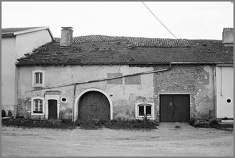 Ferme, élévation antérieure, ensemble face.