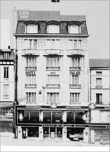 Façade sur la rue Saint-Jean (état en 1982), ensemble face.