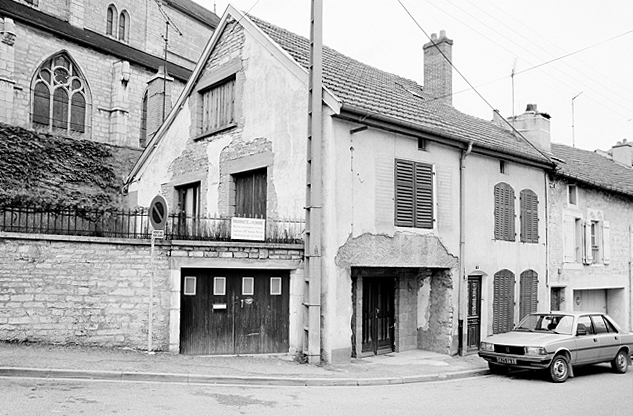 Elévations antérieure et latérale gauche : ensemble.