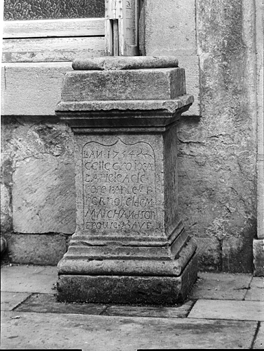 Croix monumentale.