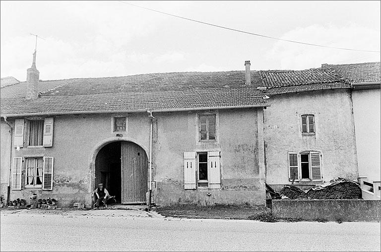 Ferme, élévation antérieure, ensemble face.
