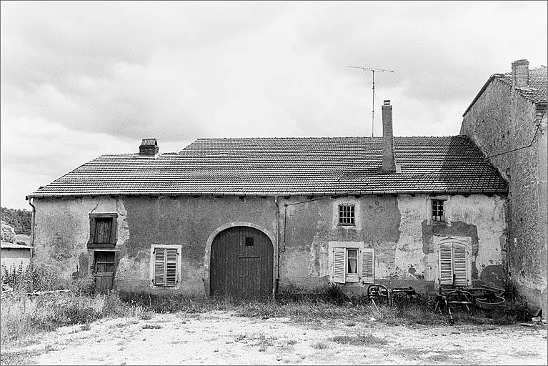 fermes, élévation antérieure, ensemble face.