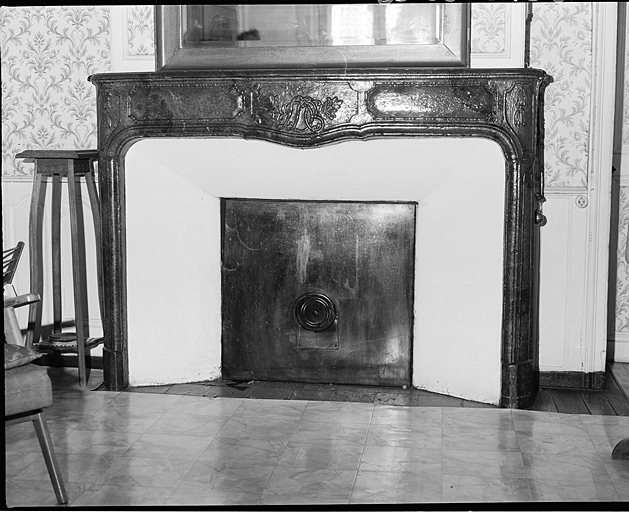 Cheminée.