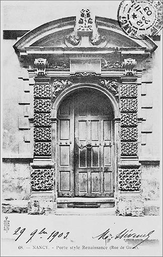Porte d'entrée : ensemble face.