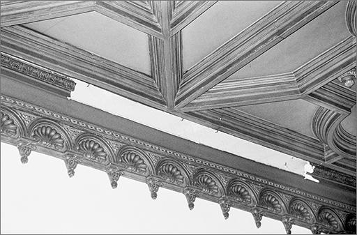 Détail du plafond, état en 1991.