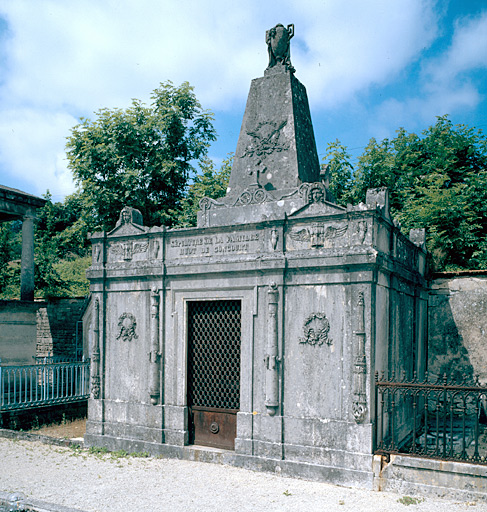 Chapelle funéraire de la famille Huot de Goncourt