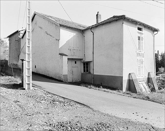 Ferme, élévation antérieure, ensemble trois quarts gauche